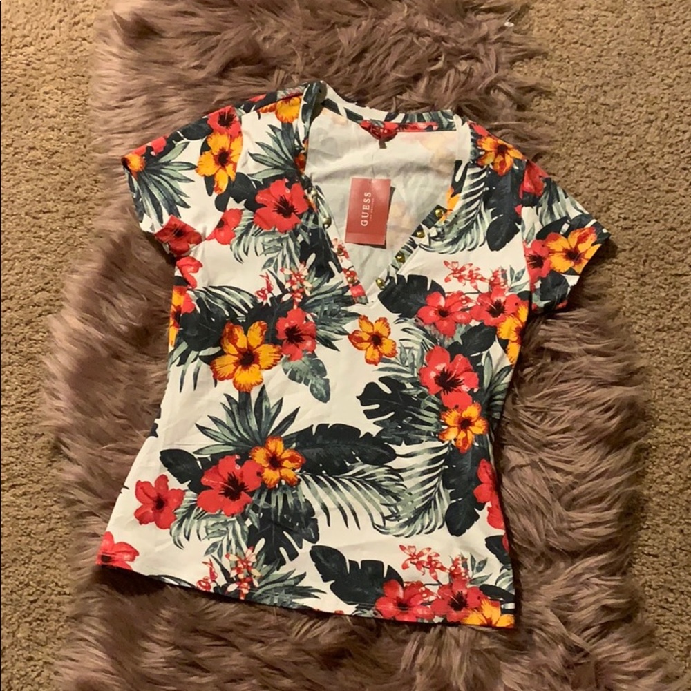 Women’s t-shirt